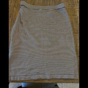 GAP- knit pencil skirt